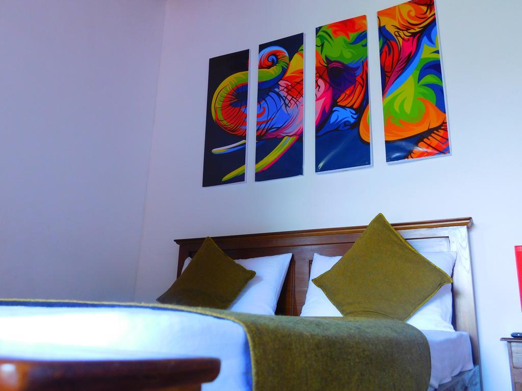 Mount Mirror Resort 캔디 외부 사진